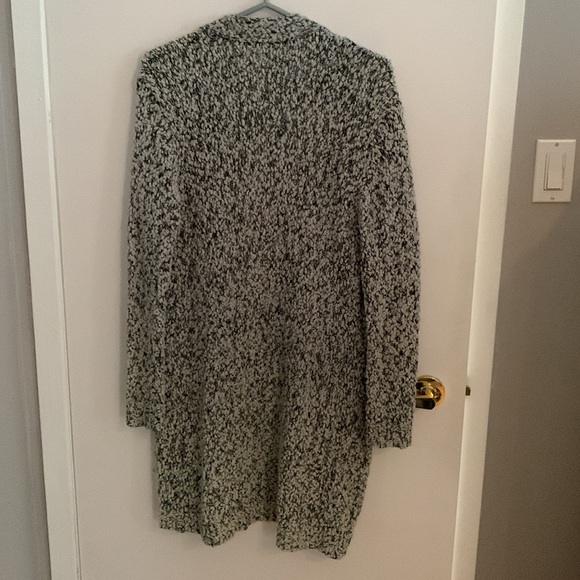 [M] Poof Apparel - Cozy Black and White Knit Cardigan - Picture 2 of 6